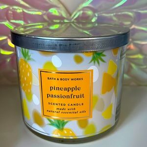 Bath And Body Works 3wickcandle Pineapple Passionfruit